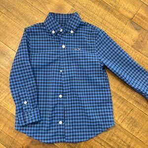 VV performance button down